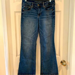 American Eagle Favorite Boyfriend Jeans, 8 Short